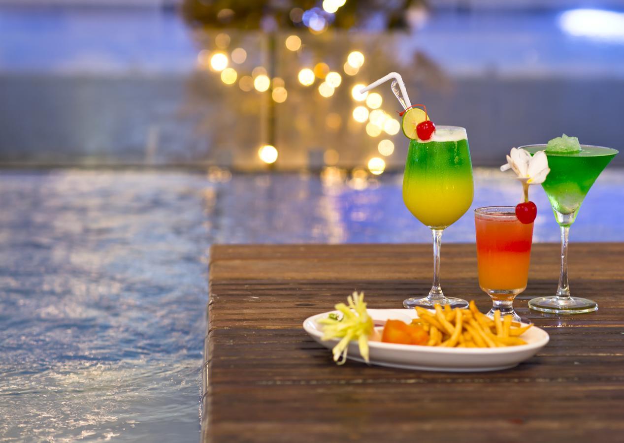 Ocean Edge Suites & Hotel Colombo Exterior foto