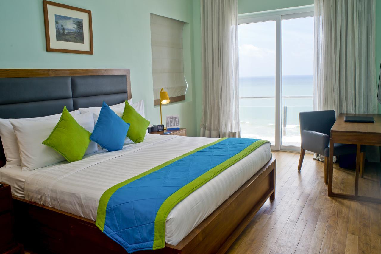 Ocean Edge Suites & Hotel Colombo Exterior foto