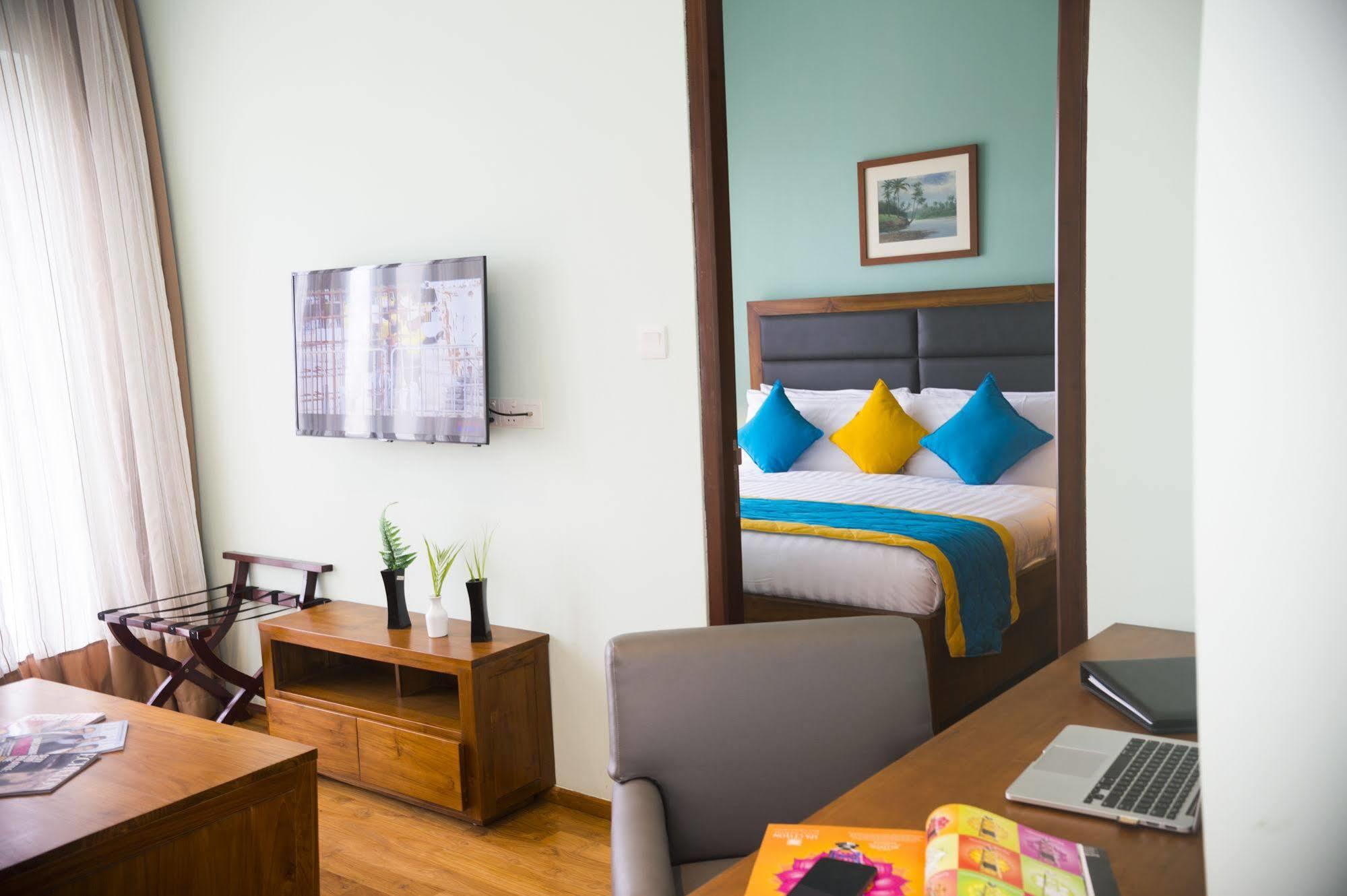 Ocean Edge Suites & Hotel Colombo Exterior foto