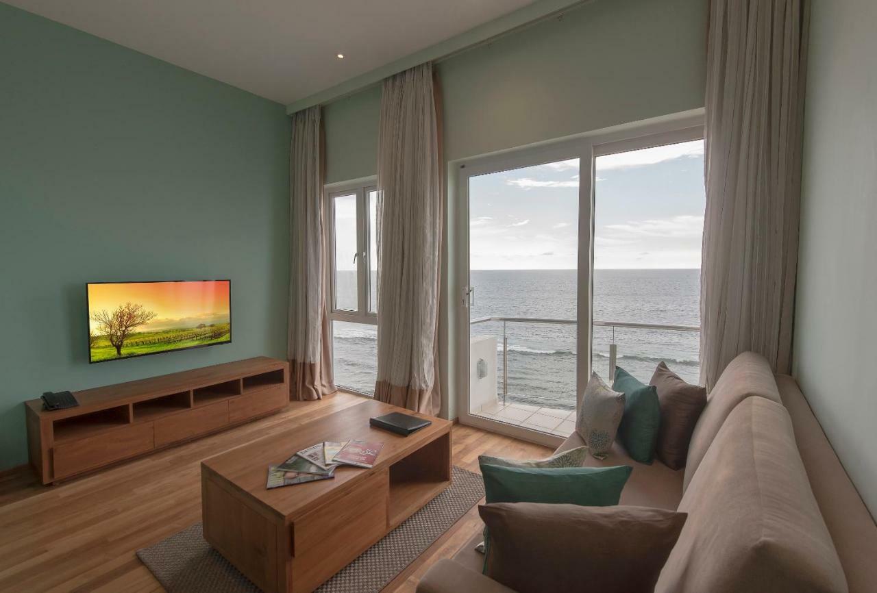 Ocean Edge Suites & Hotel Colombo Exterior foto
